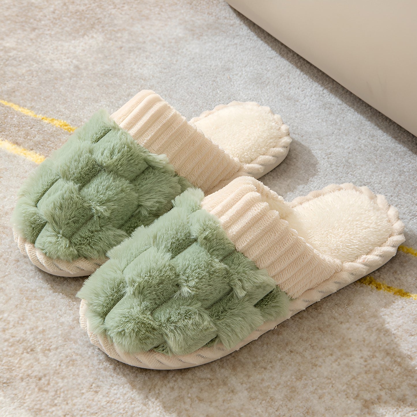 Lucy | Cosy Winter Plush Slippers